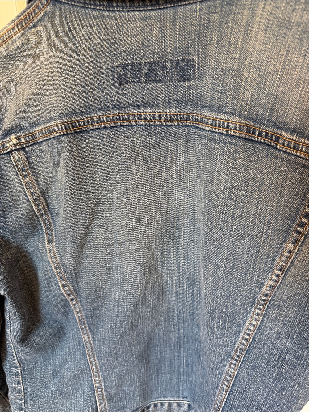 GAP Women's Medium Blue Denim Jacket with Button Front fitted - Picture 6 of 8